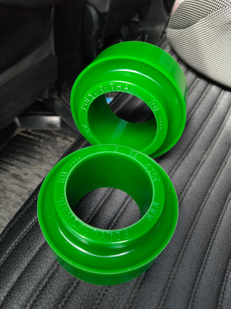 Spring spacer, rear suspesion (lift +40 mm)