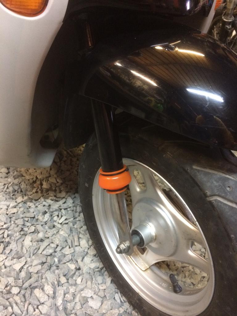 Lower ball joint dust boot (without ring)