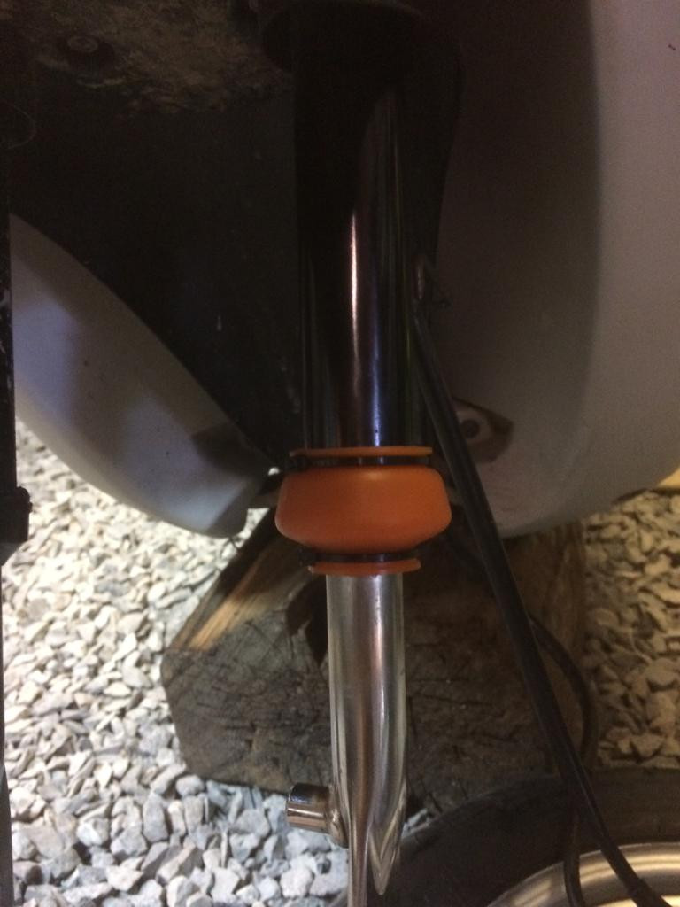 Lower ball joint dust boot (without ring)