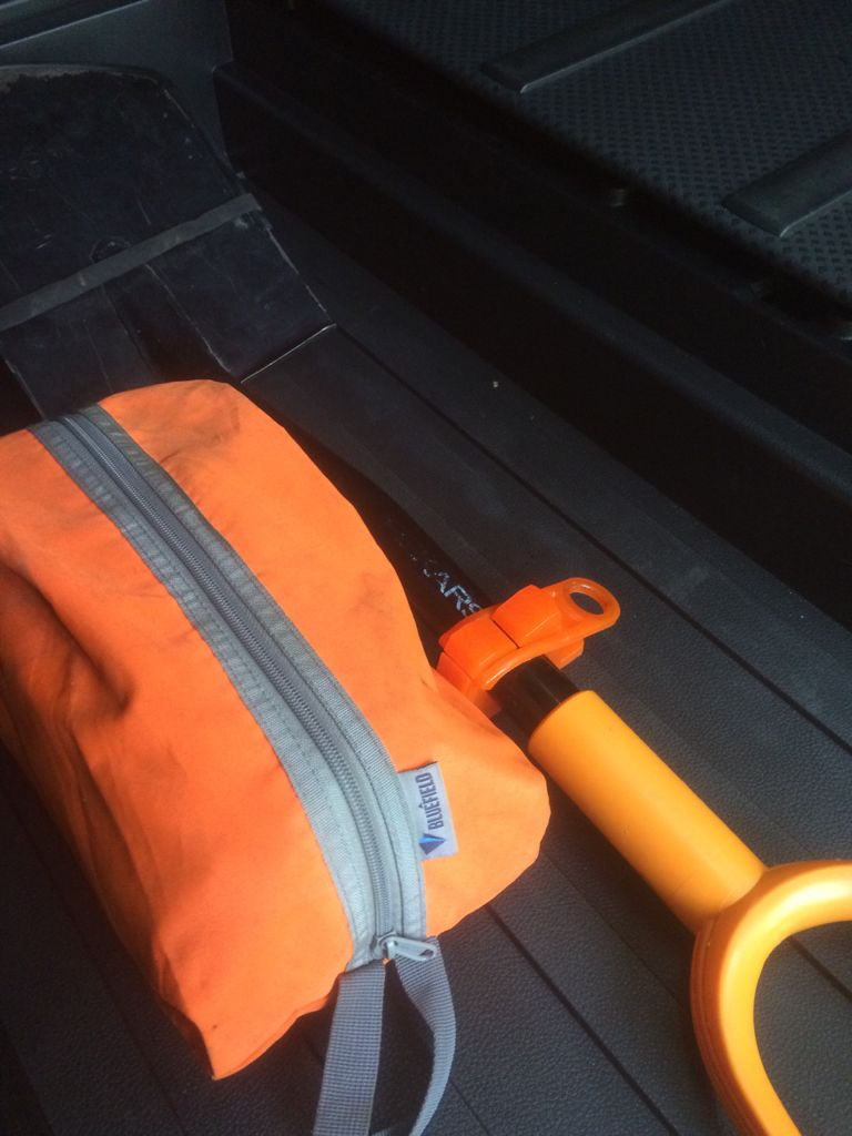 Shovel holder (2 bolt holes, cross, improved strap)