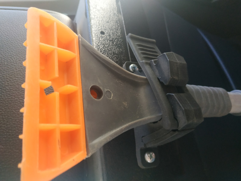 Headrest holder (33-40 mm)