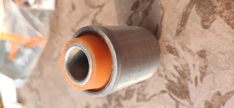 Rear trailing arm silent block.