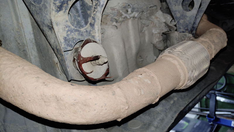Body mounts full set, Toyota Land Cruiser 80