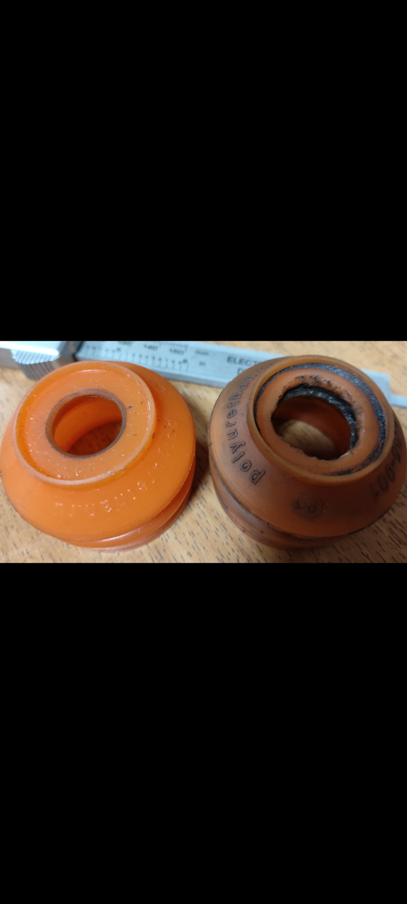 Ball-joint dust boot, upper control arm